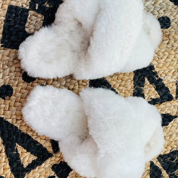 Ariana Bohling CrissCross Alpaca Slippers - Picture 4 of 6